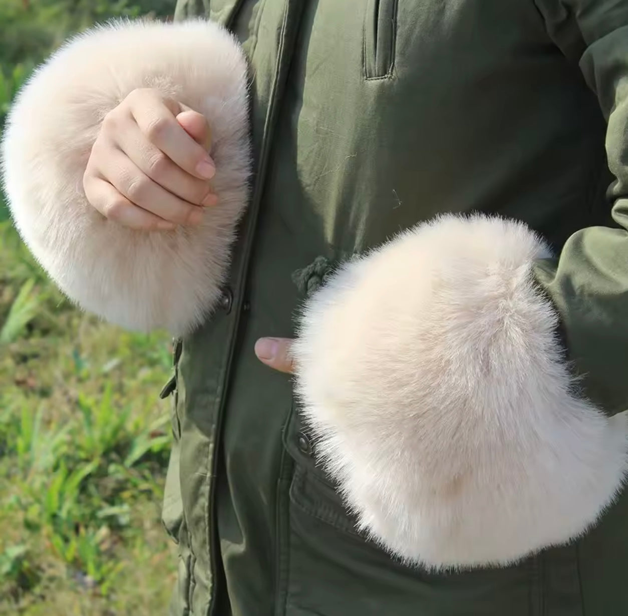Fur my wrist