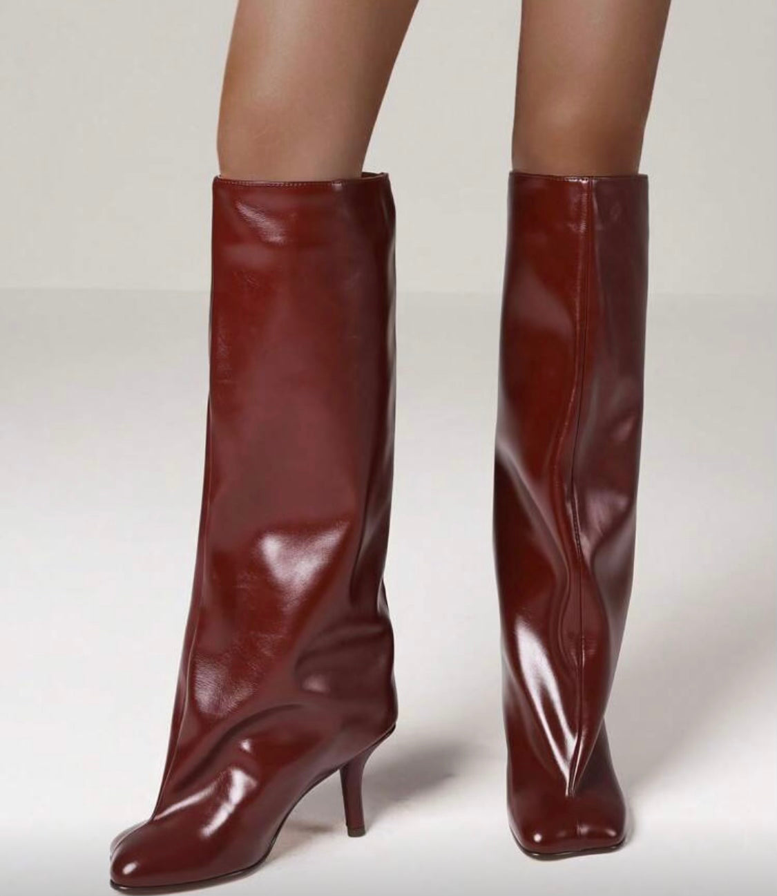 Lossy girl boots